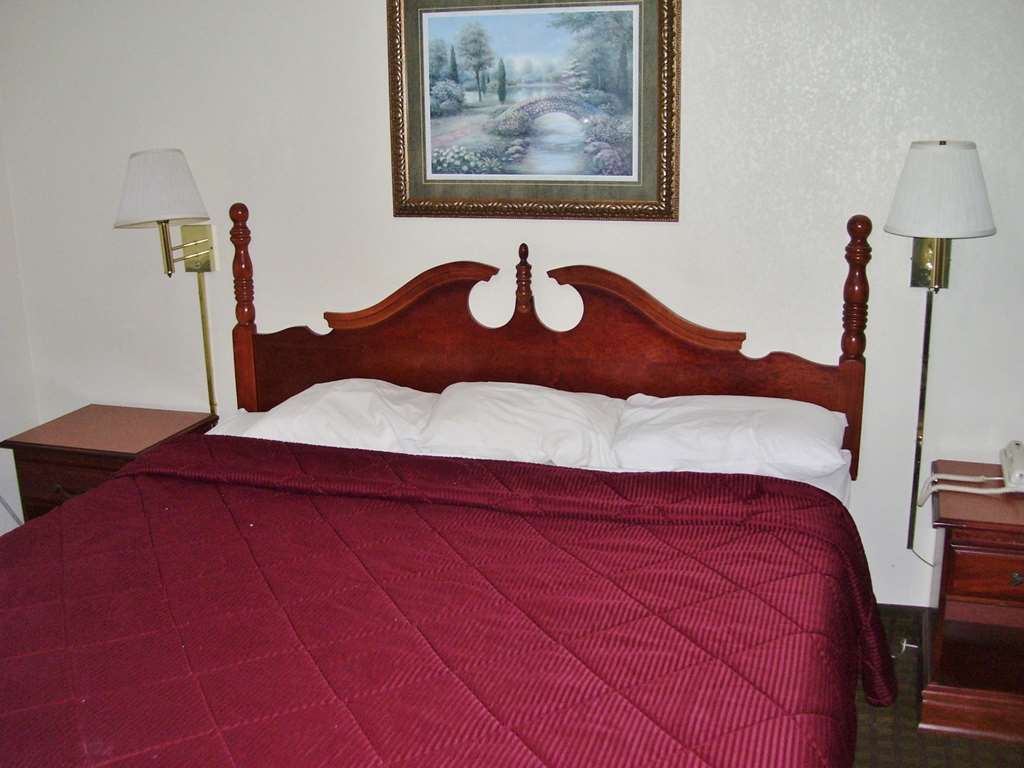 Lake View Inn & Suites Killen Номер фото